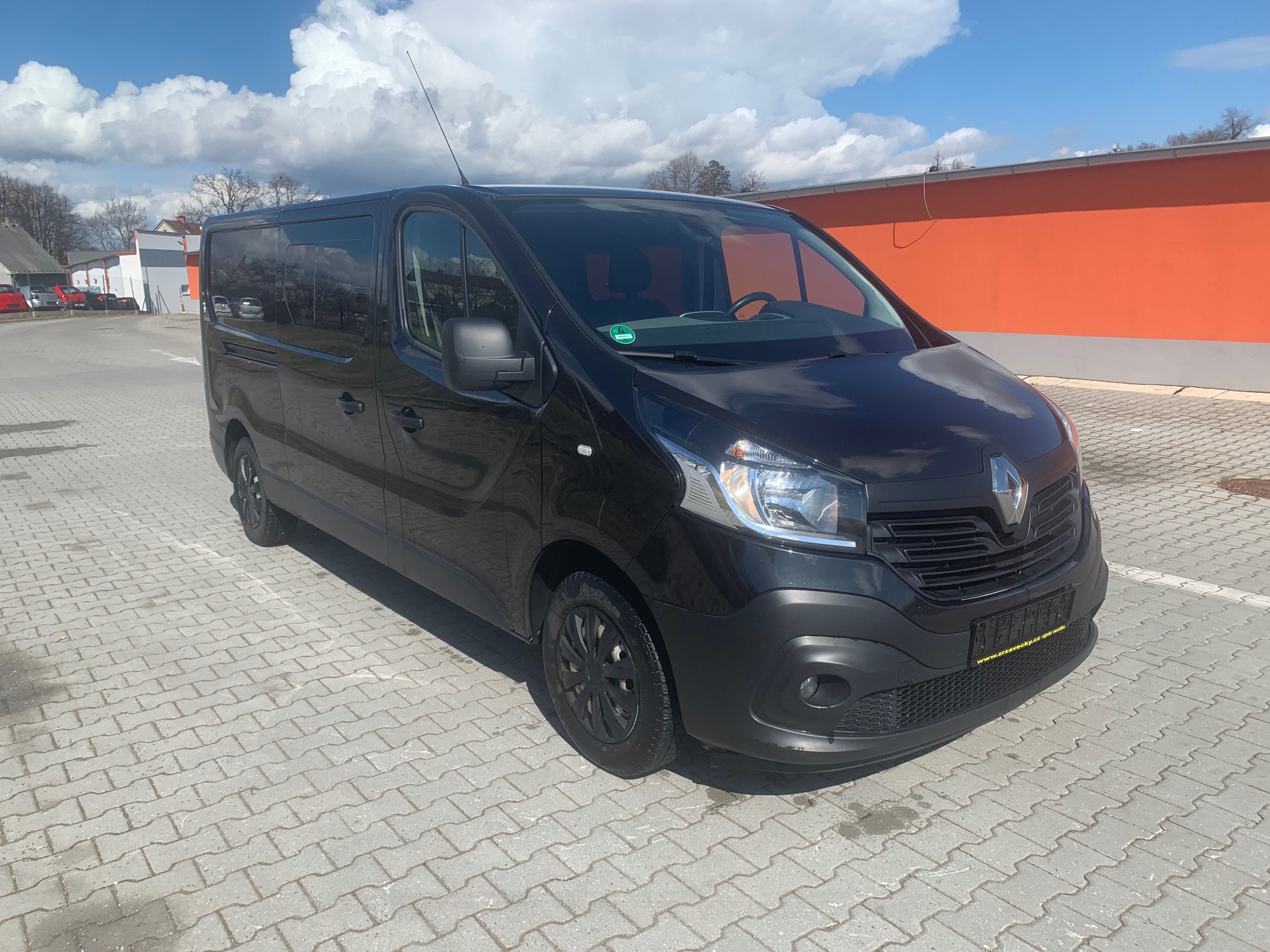 Renault Trafic 6 míst