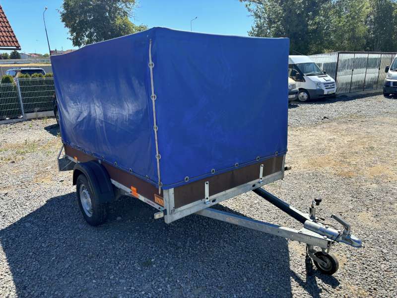 Oblíbené přívěsné vozíky z Tábora 250x150cm